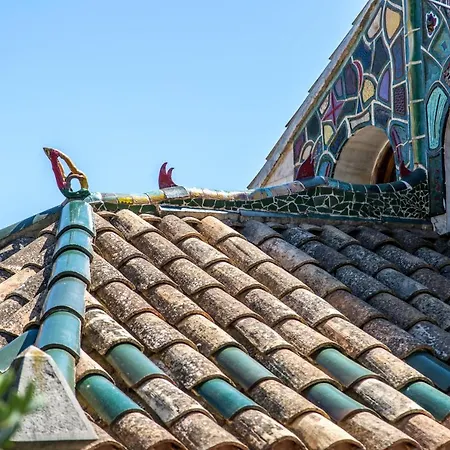 Apartahotel Gaudi Style