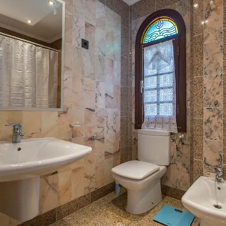 Gaudi Style Nàquera