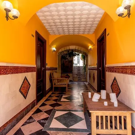 Aparthotel Gaudi Style