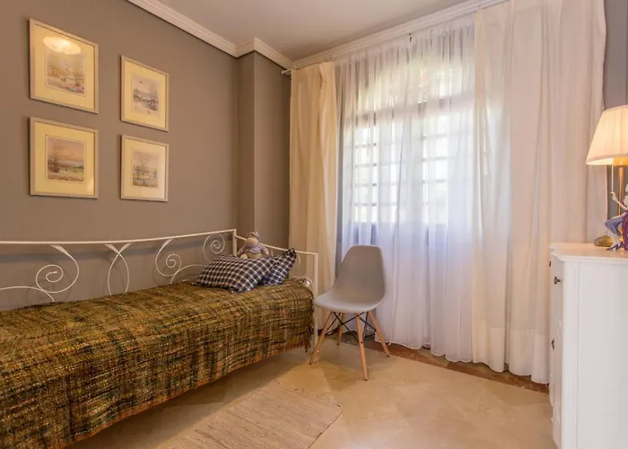 Gaudi Style 4*